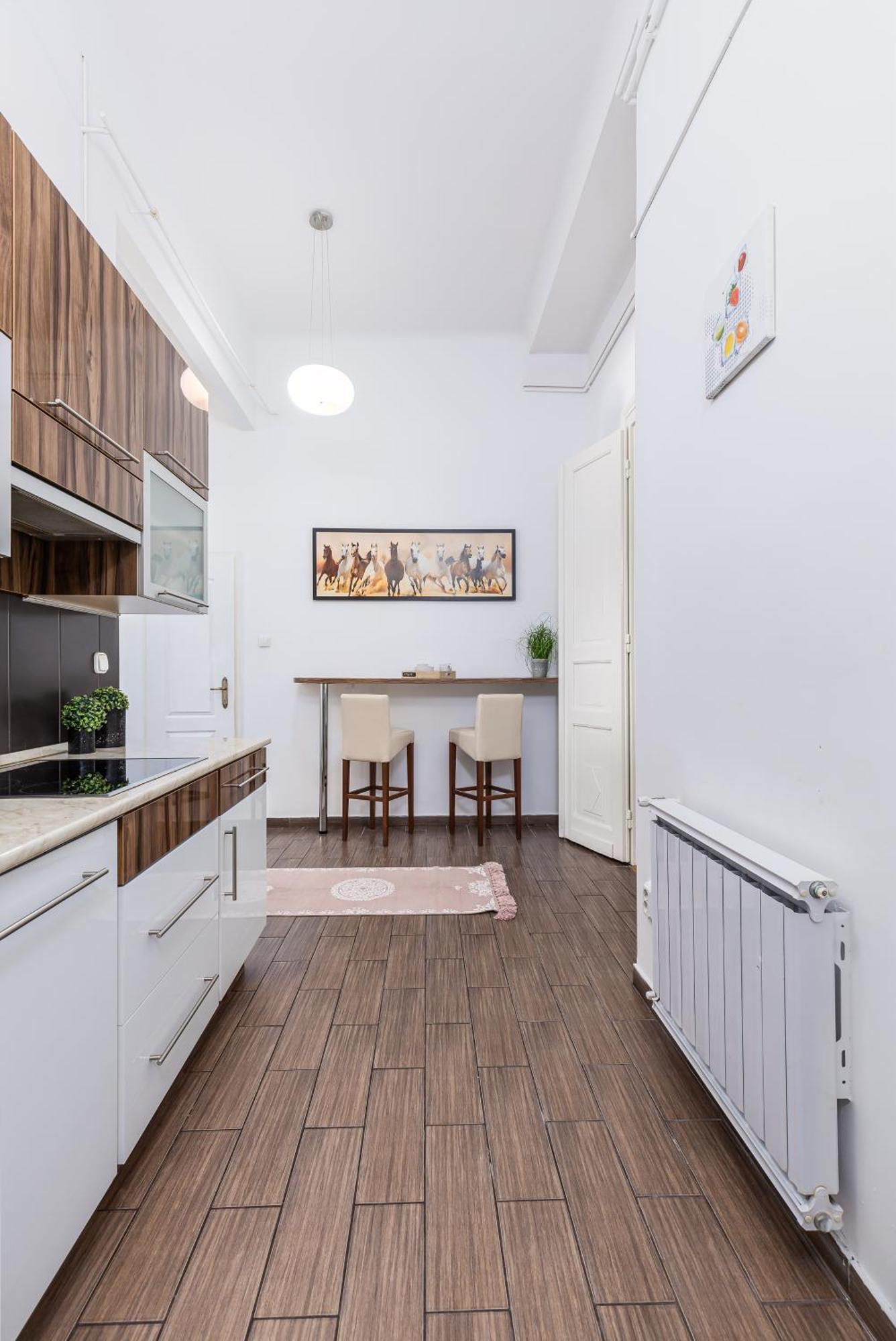 Real Apartments Lovag Budapešť Exteriér fotografie