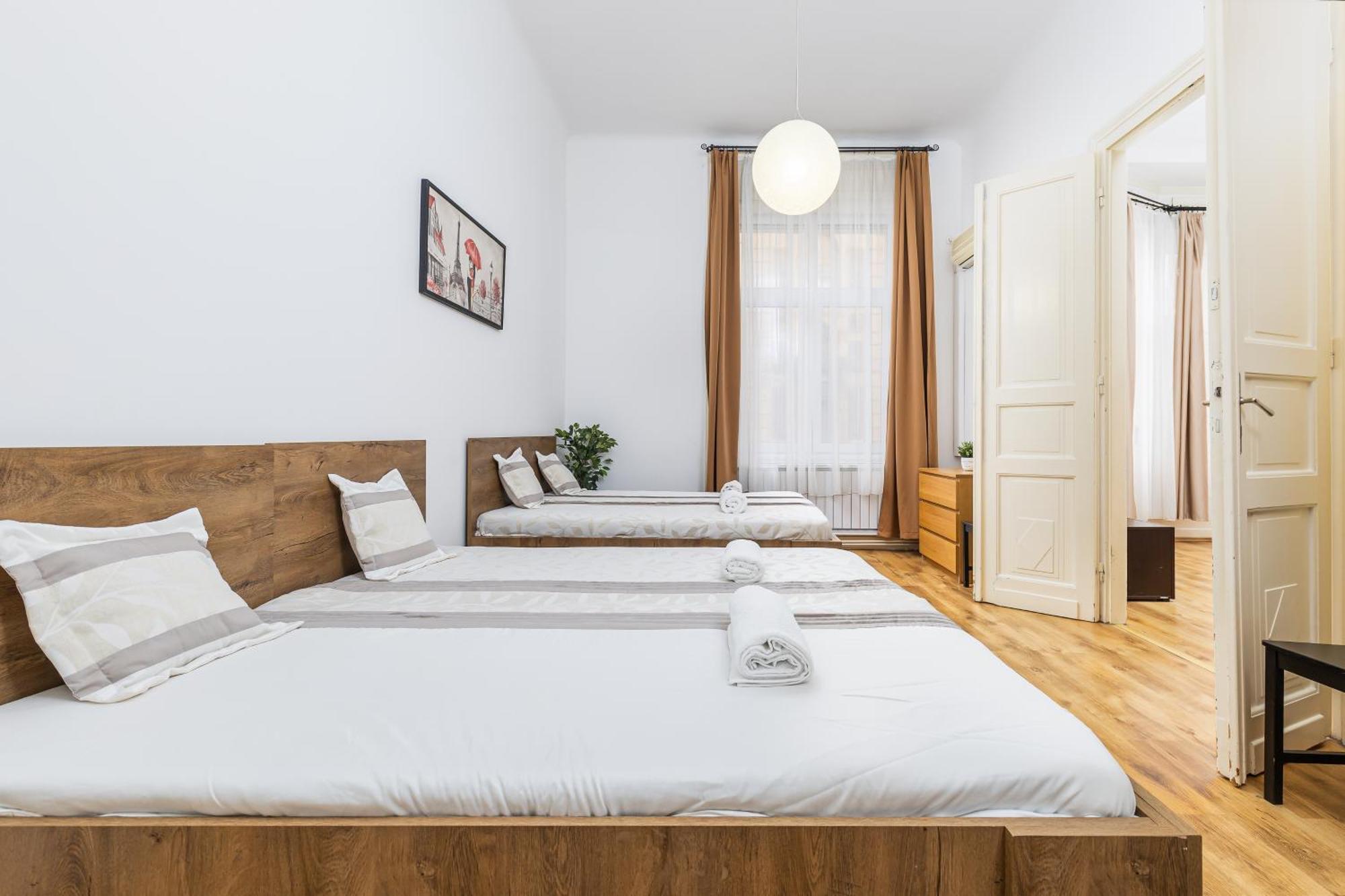 Real Apartments Lovag Budapešť Exteriér fotografie
